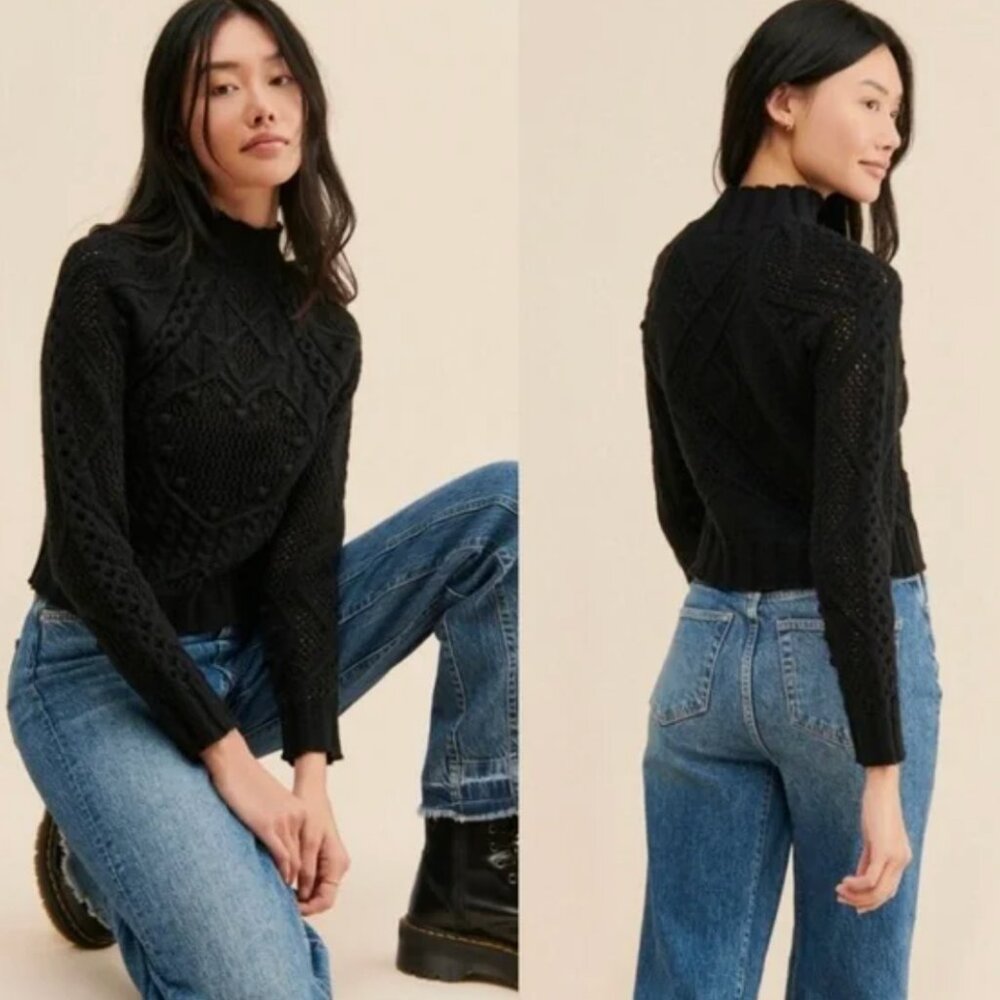 DONATING SOON ‼️ Reina Cable Pullover
